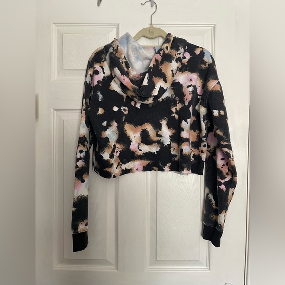 Wild Fable Pastel tie dye cropped sweatshirt - Picture 4 of 4